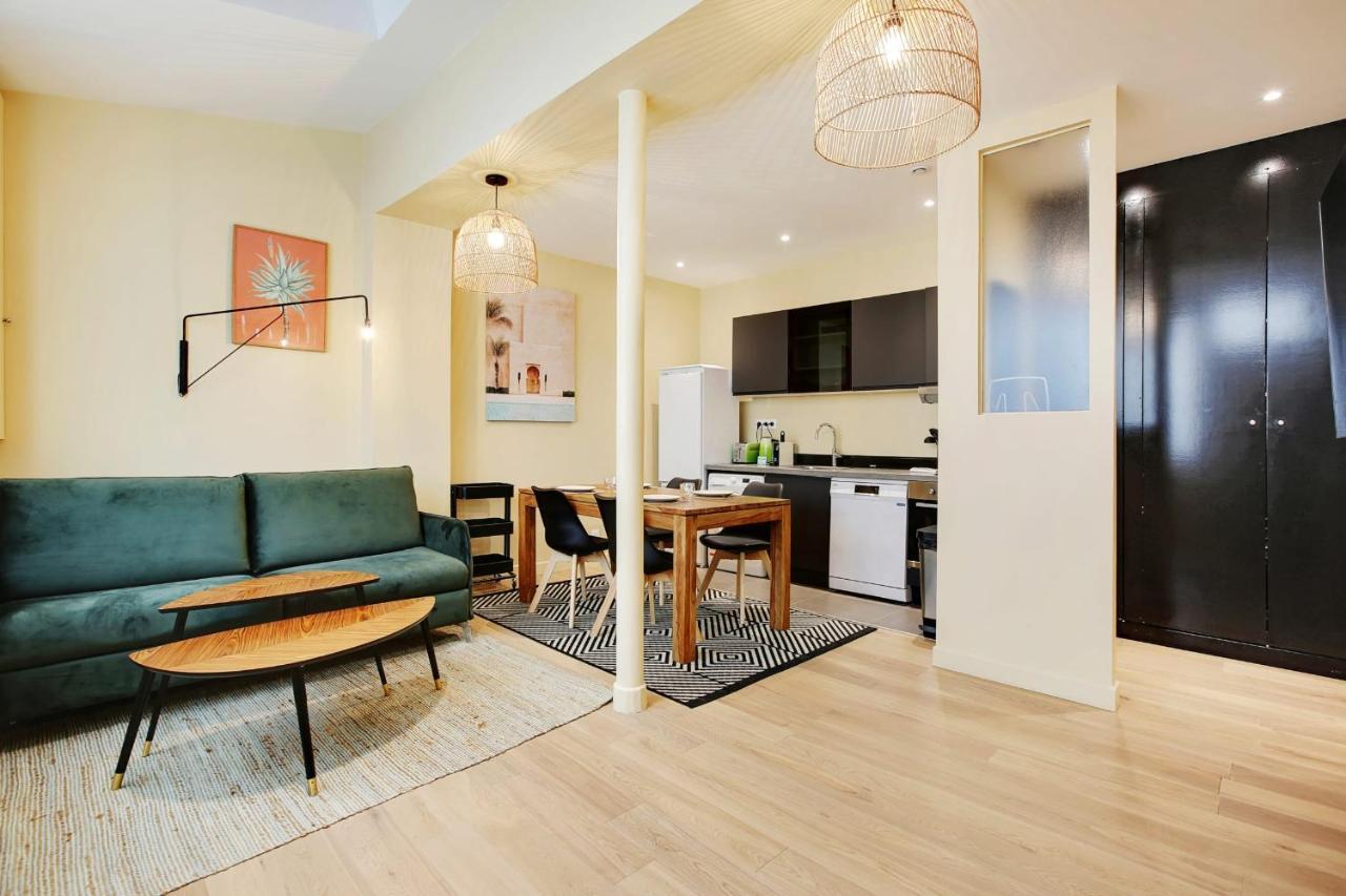 New And Bright Apartment 4 People パリ エクステリア 写真